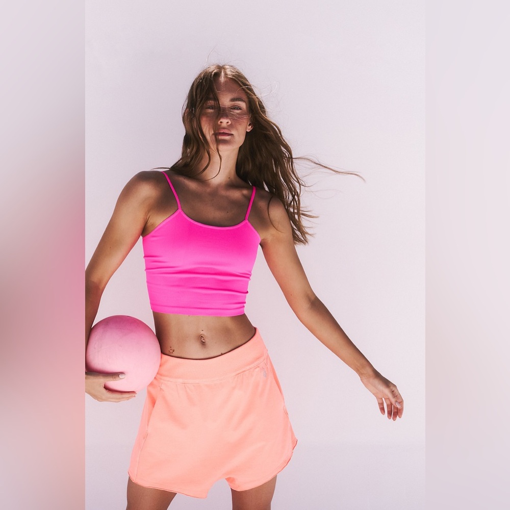 NWOT Free People Movement hot pink cropped tank size:M/L